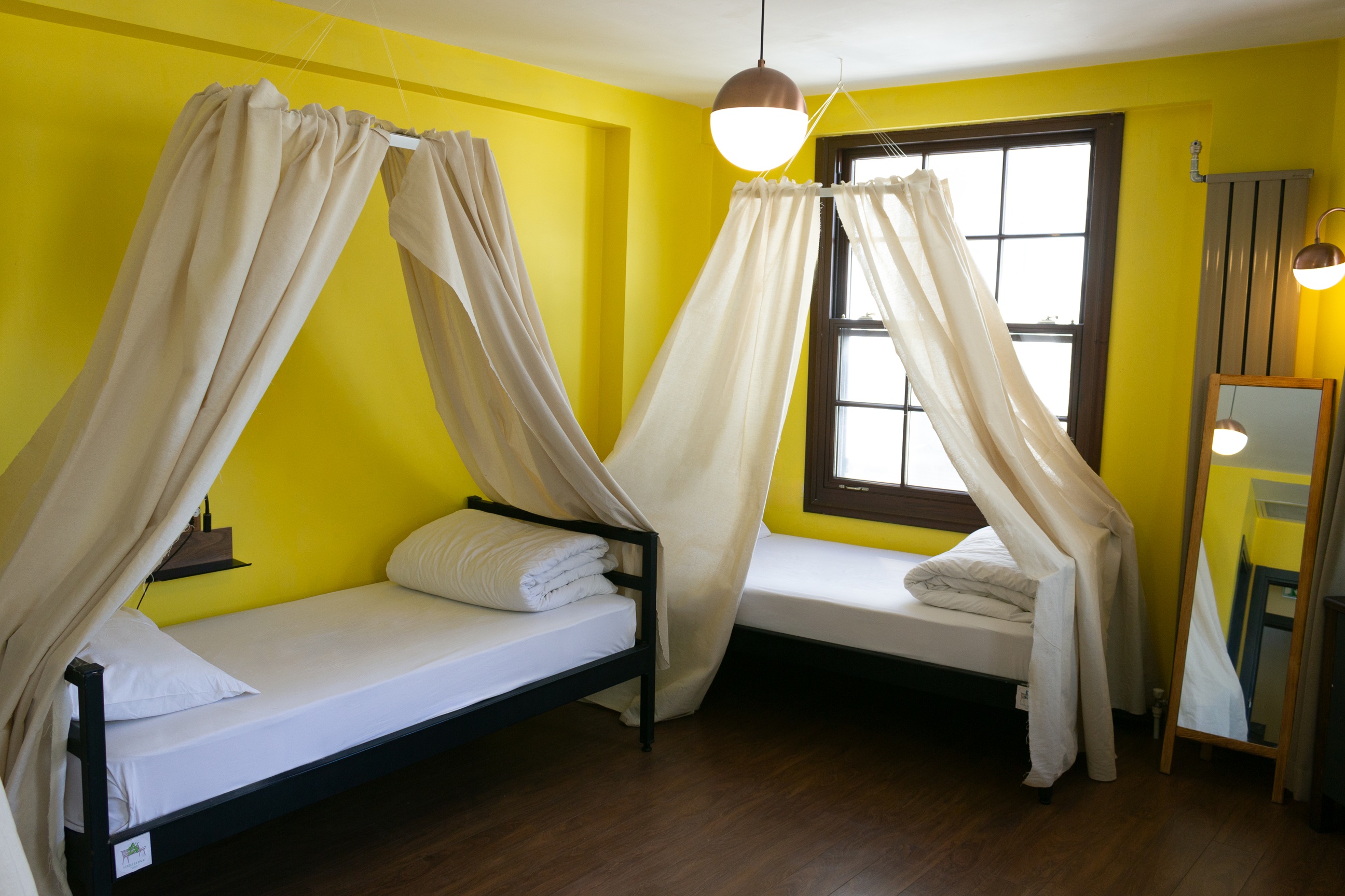 Family Room - Image 1